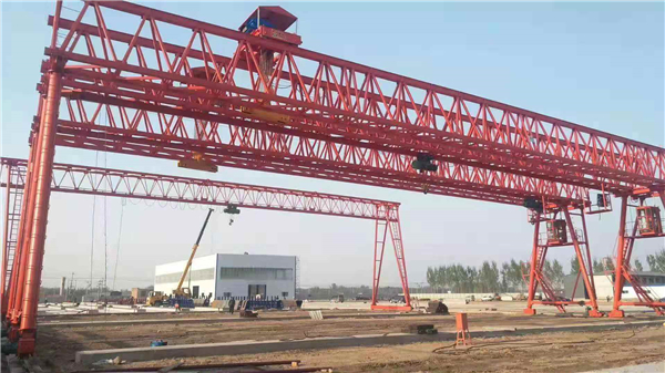 龍門吊主梁變形的原因有哪些？