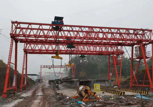 雙主梁小車式門機有哪些零部件組成