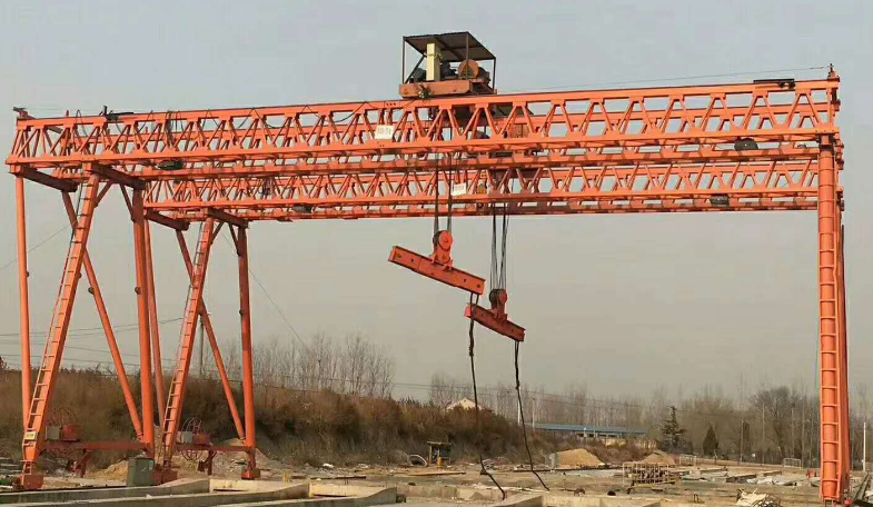 龍門吊該如何操作？龍門吊操作人員該怎么做？