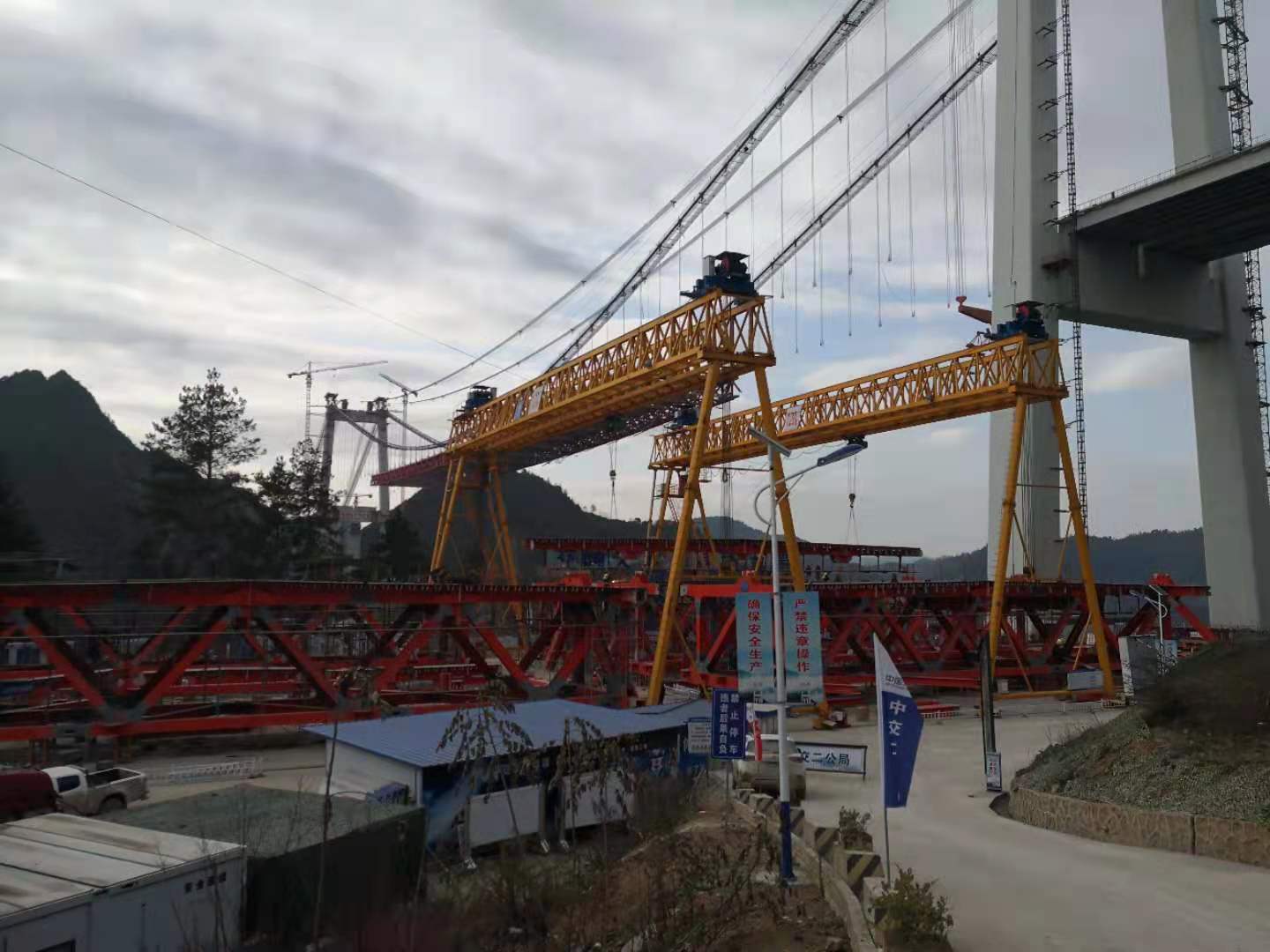 龍門吊改造有哪些方案？要根據(jù)什么來進行改造？