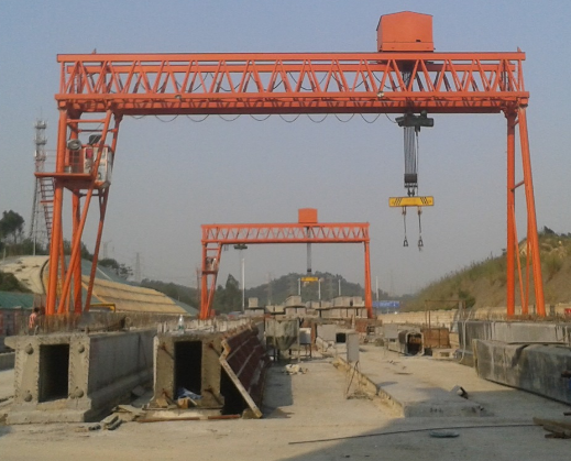 龍門吊吊鉤和滑輪都需要注意哪些地方？