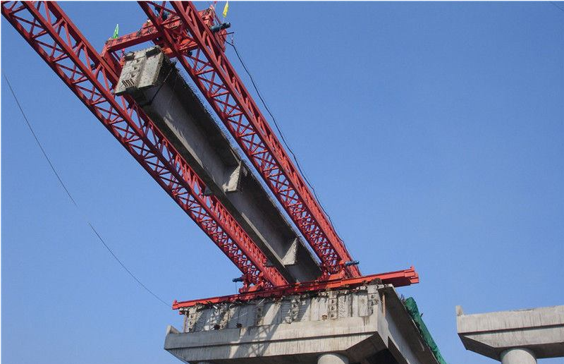 高鐵架橋機(jī)有什么購買技巧？選購高鐵架橋機(jī)需考慮的方面？