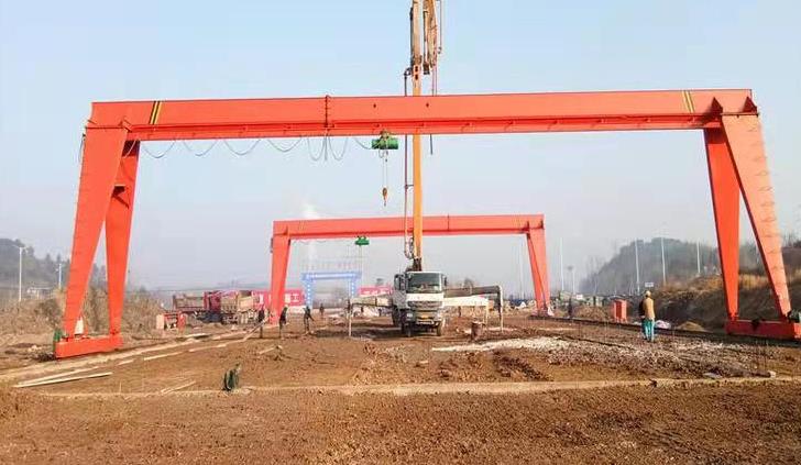 門(mén)式起重機(jī)生產(chǎn)廠家_全包箱葫蘆單梁門(mén)式起重機(jī)的維修成本要如何降低